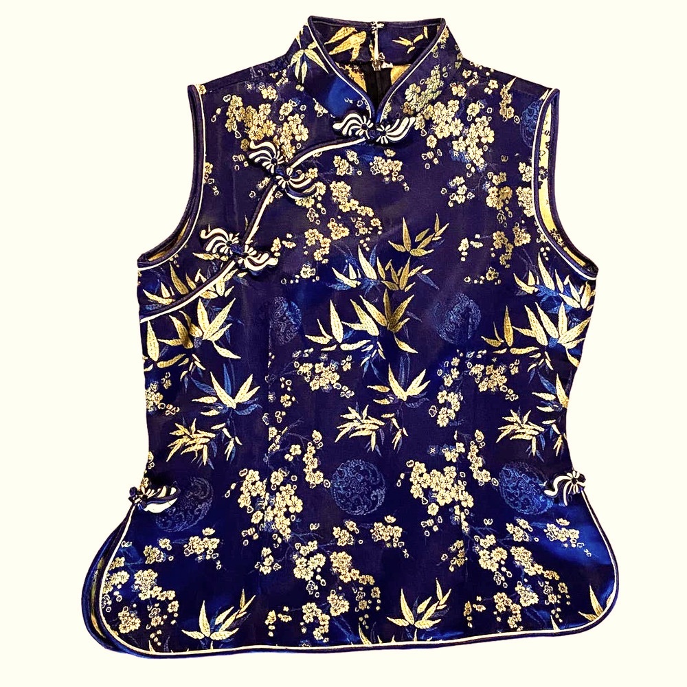 Mandarin Collar Button‎ Front Sleeveless Top in Blue/Gold Satin Print